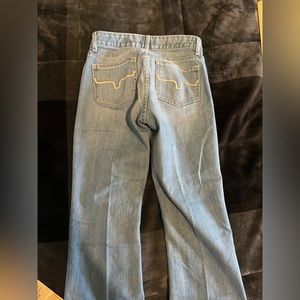 Kimes Ranch
Lola
00/32
2 black spots made by team rope
Open to offers